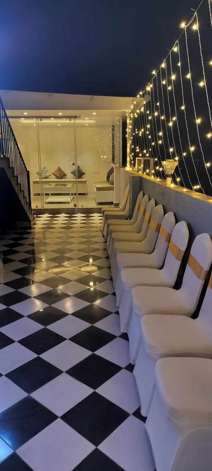 La Cresta Inn コルカタ エクステリア 写真