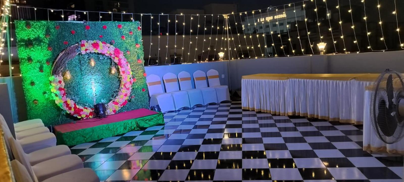 La Cresta Inn コルカタ エクステリア 写真